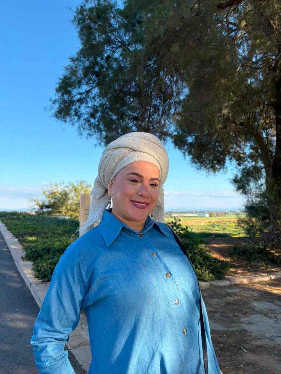 מיה עזריה — מטפלת רגשית בדרך היהדות